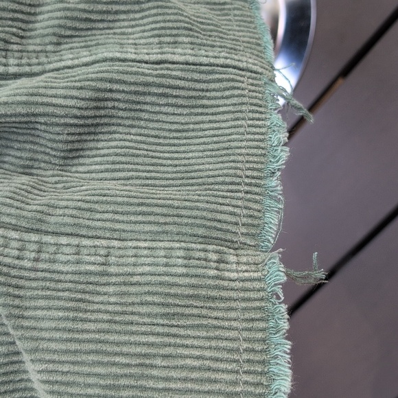 Oversized Olive Green Corduroy Shacket - Women's XS - Picture 5 of 7